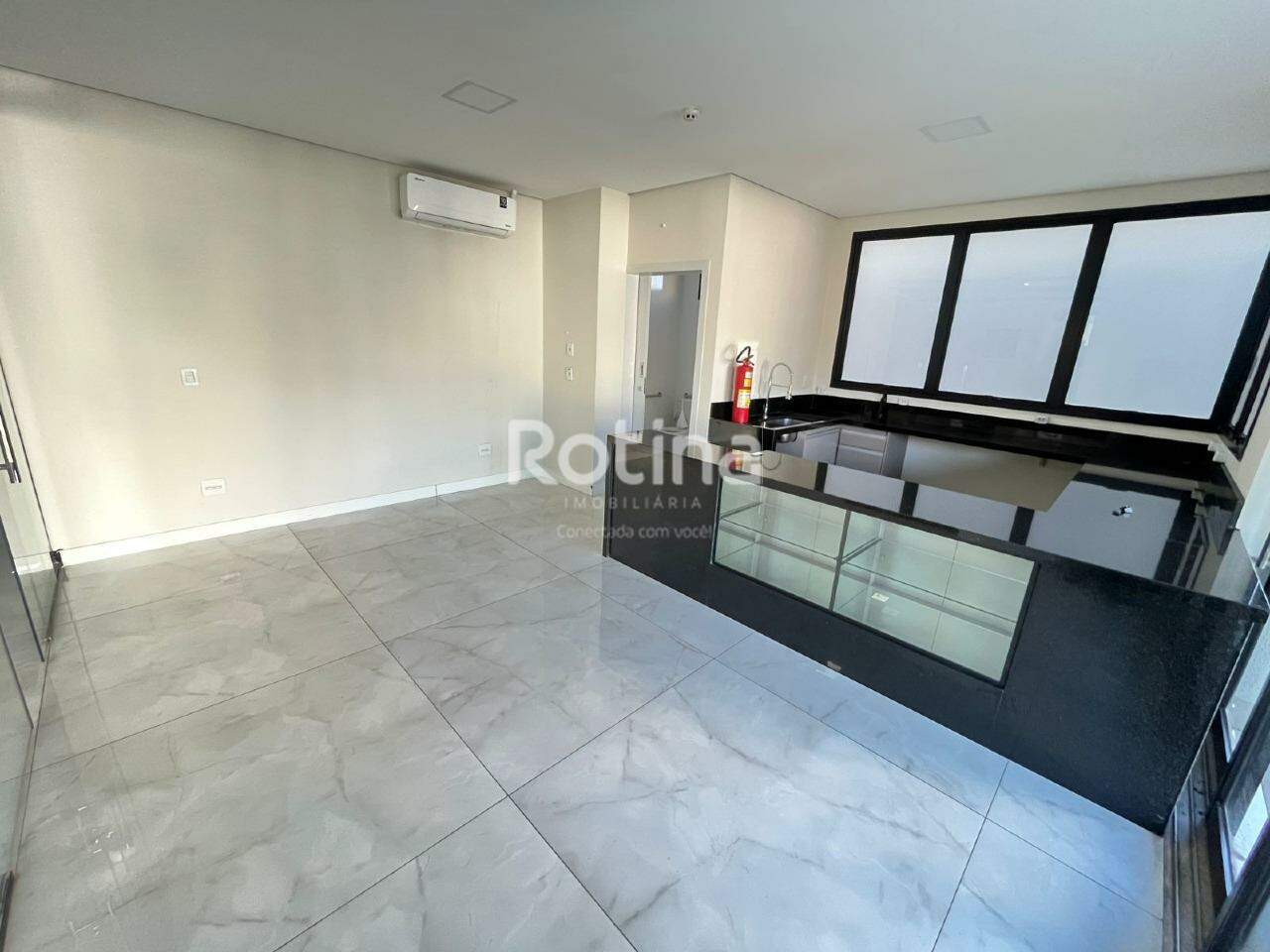 Loja para alugar, em Uberlândia no bairro Nossa Senhora Aparecida no valor de R$ 3.800,00 - Rotina Imobiliária: 