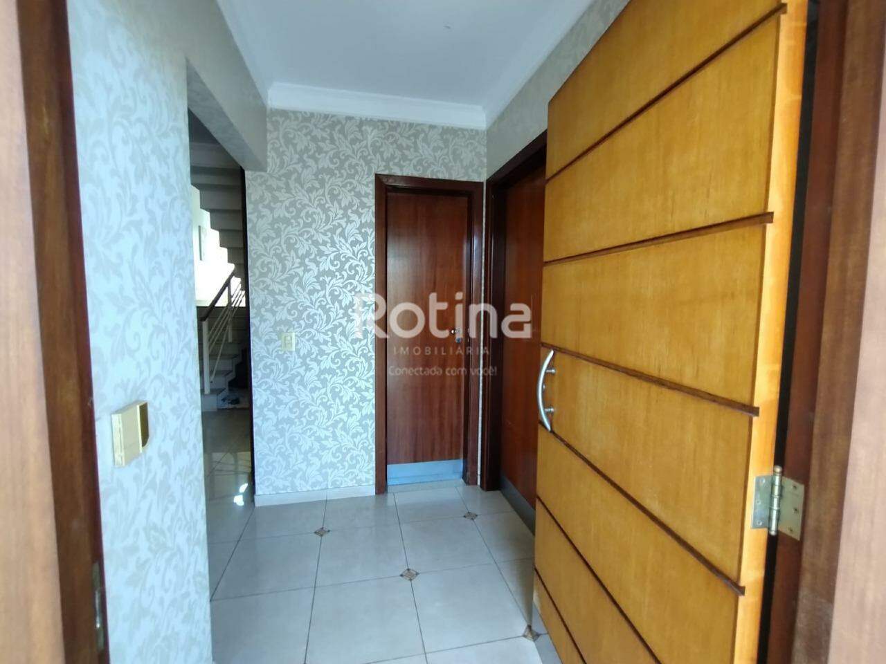 Casa para alugar, 3 quartos em Uberlândia no bairro Lídice no valor de R$ 6.200,00 - Rotina Imobiliária: 
