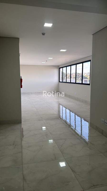 Sala para alugar, em Uberlândia no bairro Nossa Senhora Aparecida no valor de R$ 3.500,00 - Rotina Imobiliária: 