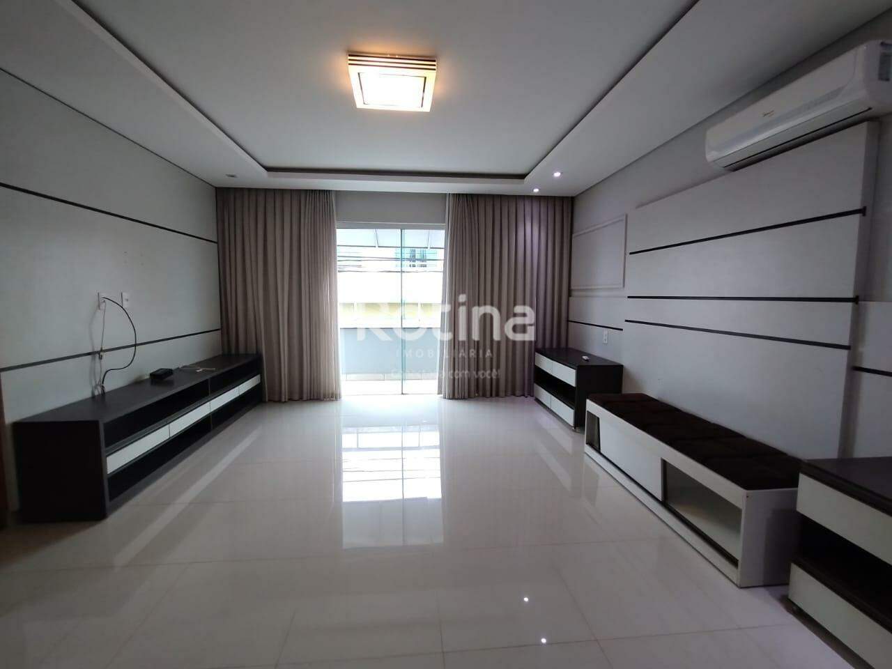 Casa para alugar, 5 quartos em Uberlândia no bairro Santa Mônica no valor de R$ 8.000,00 - Rotina Imobiliária: 