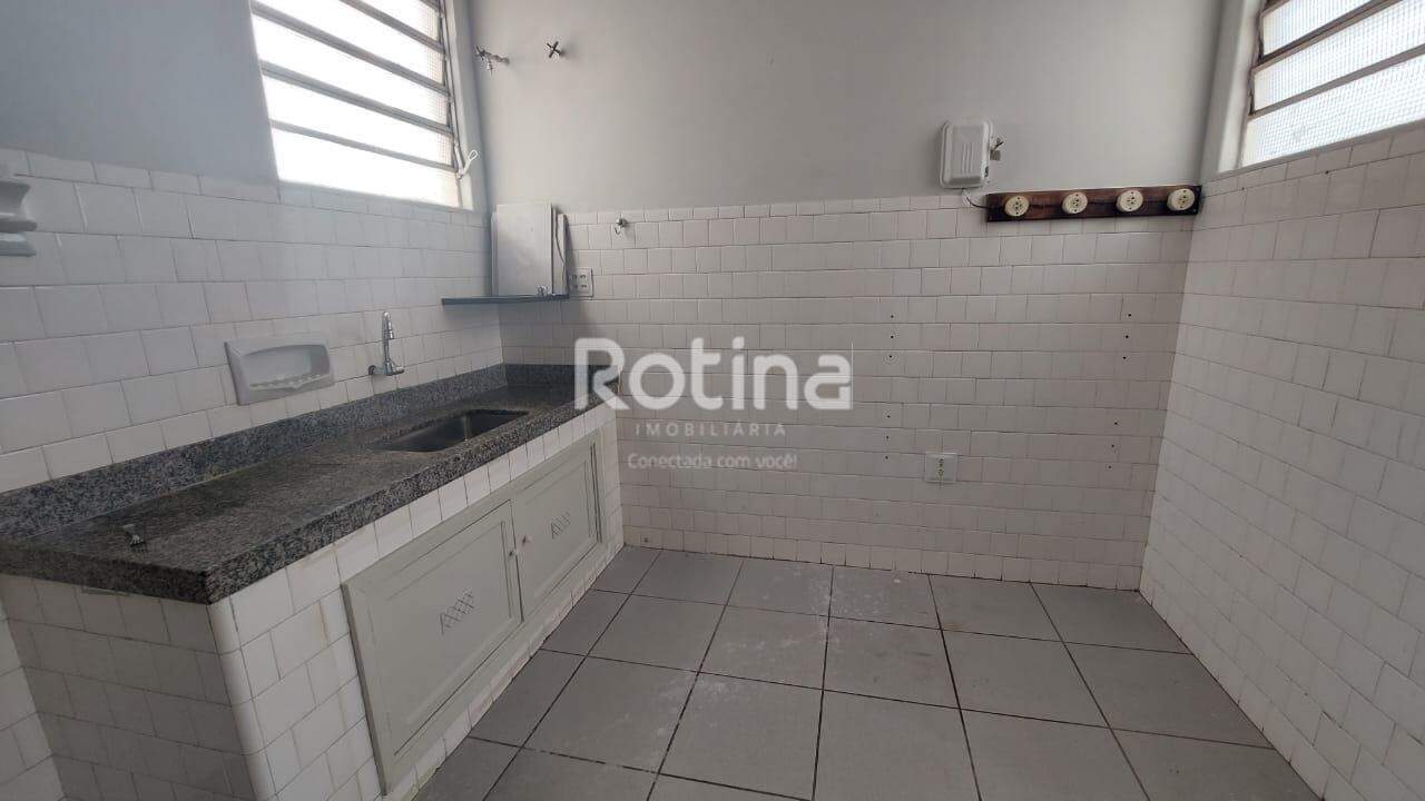 Apartamento para alugar, 2 quartos em Uberlândia no bairro Centro no valor de R$ 1.400,00 - Rotina Imobiliária: 