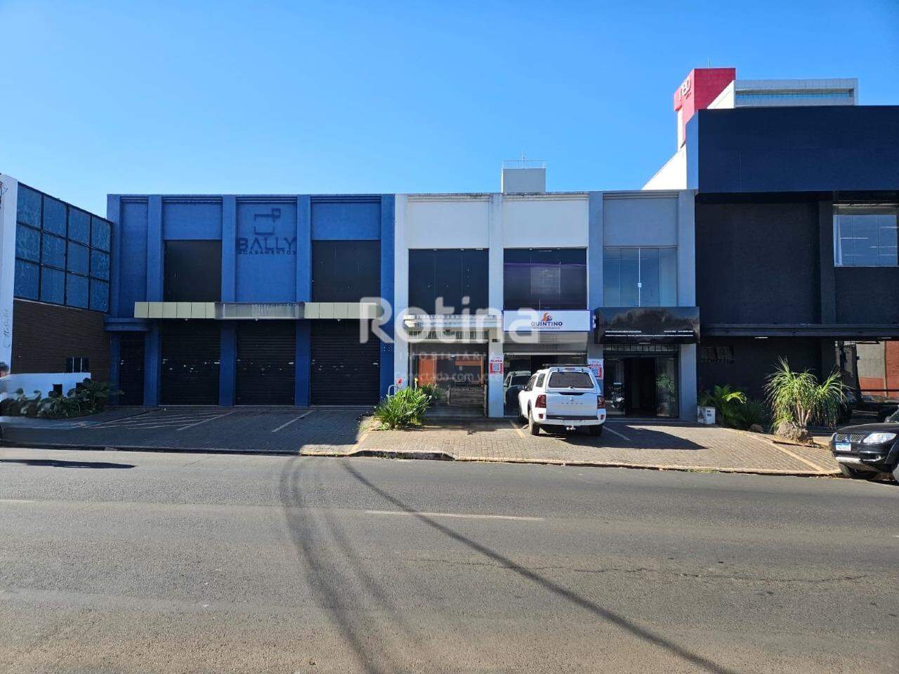 Sala para alugar, em Uberlândia no bairro Brasil no valor de R$ 6.000,00 - Rotina Imobiliária: 