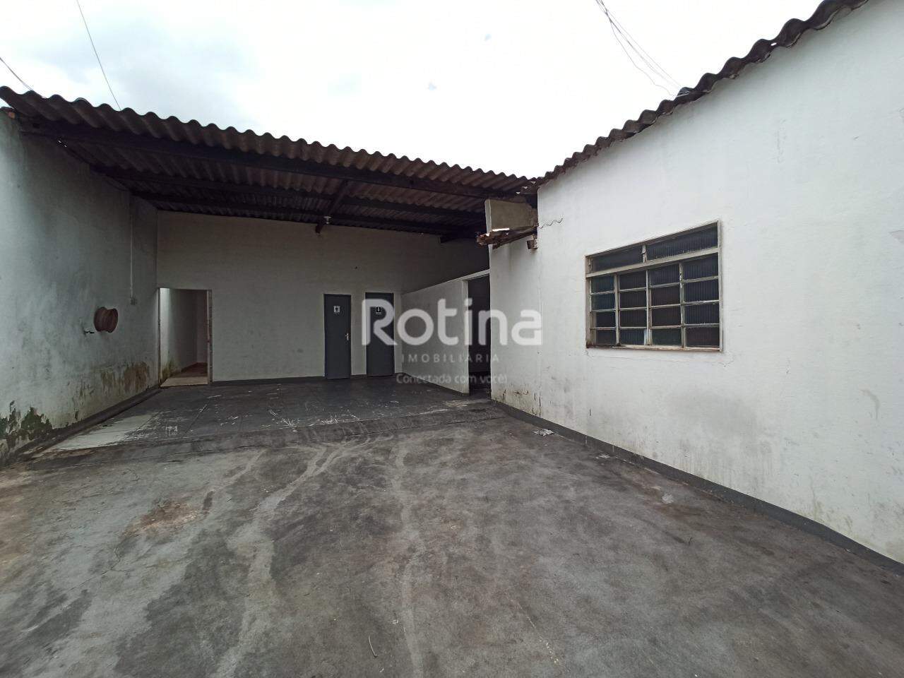 Casa Comercial para alugar, 3 quartos em Uberlândia no bairro Jardim Canaã no valor de R$ 3.000,00 - Rotina Imobiliária: 