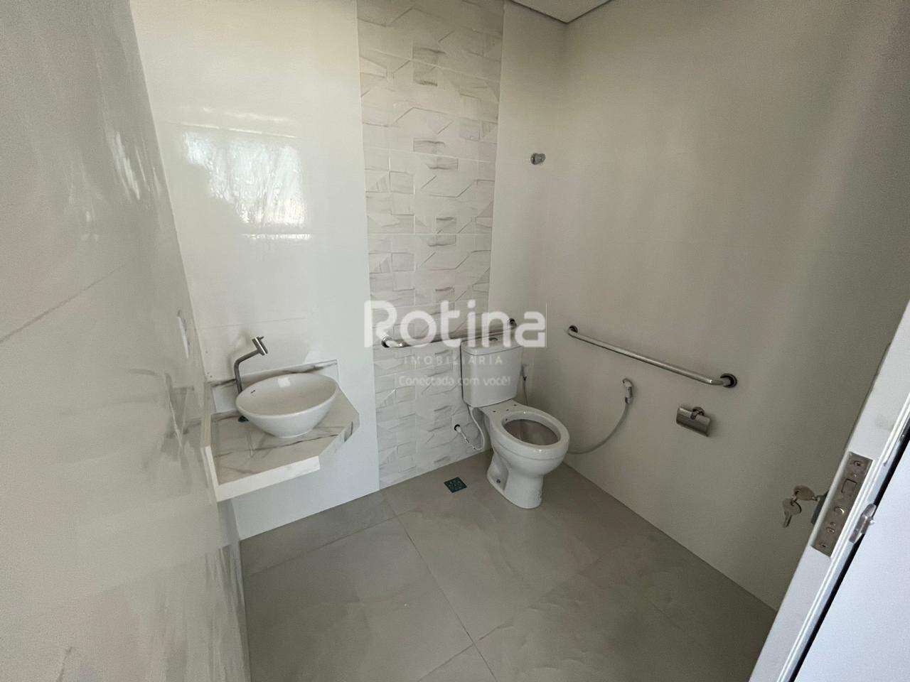 Sala para alugar, em Uberlândia no bairro Nossa Senhora Aparecida no valor de R$ 1.900,00 - Rotina Imobiliária: 