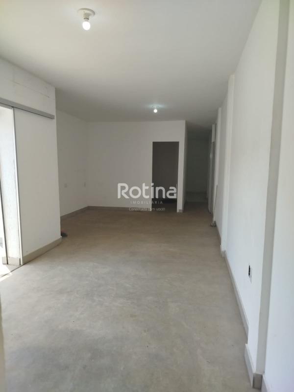 Área para alugar, em Uberlândia no bairro Brasil no valor de R$ 6.600,00 - Rotina Imobiliária: 