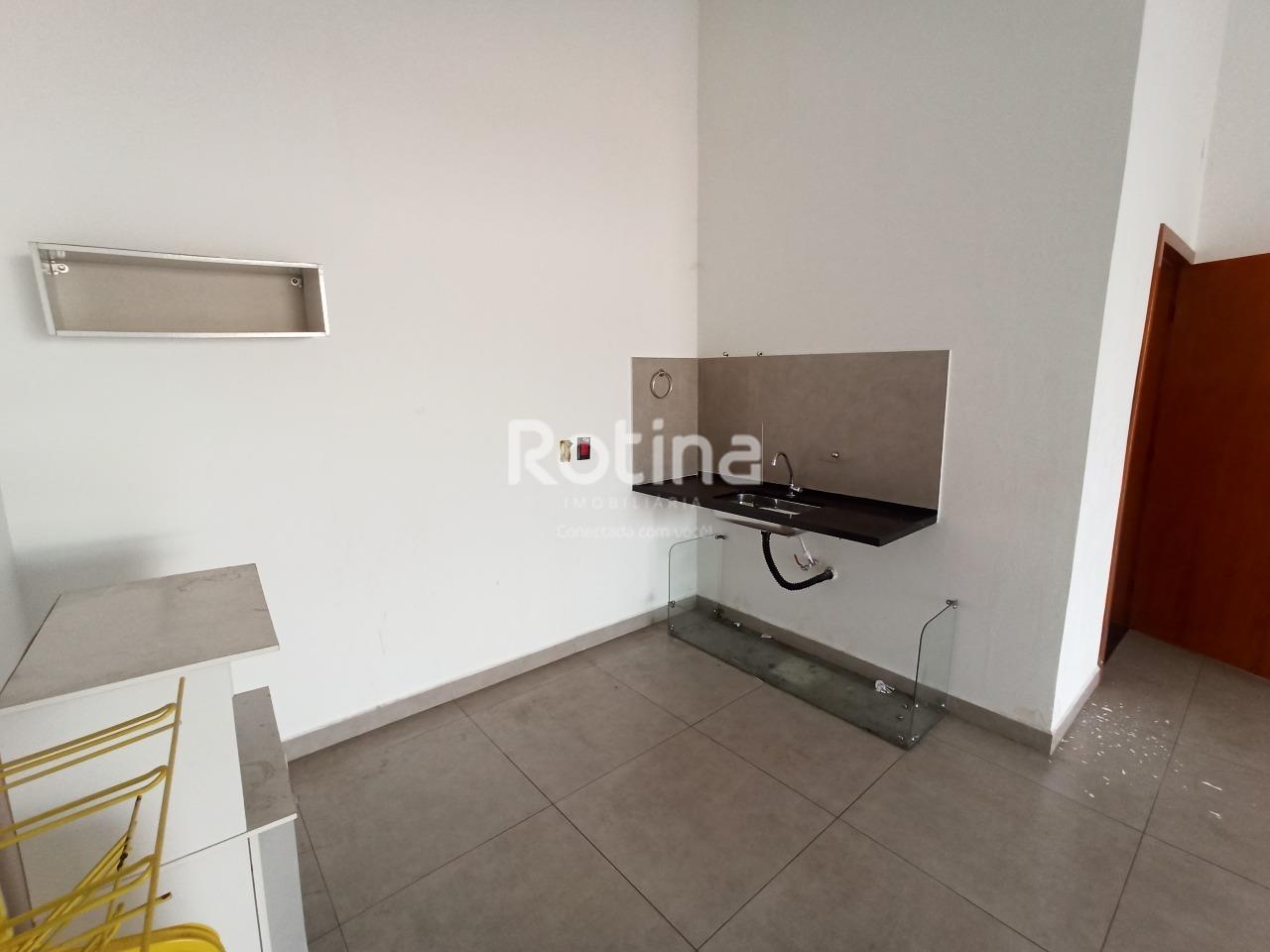 Loja para alugar, em Uberlândia no bairro Laranjeiras no valor de R$ 2.400,00 - Rotina Imobiliária: 