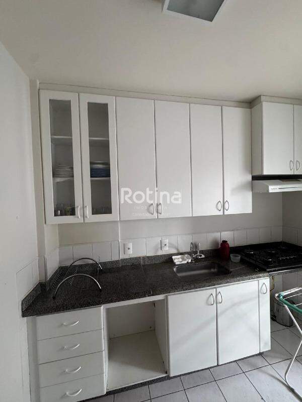 Apartamento para alugar, 2 quartos em Uberlândia no bairro Tabajaras no valor de R$ 2.100,00 - Rotina Imobiliária: 