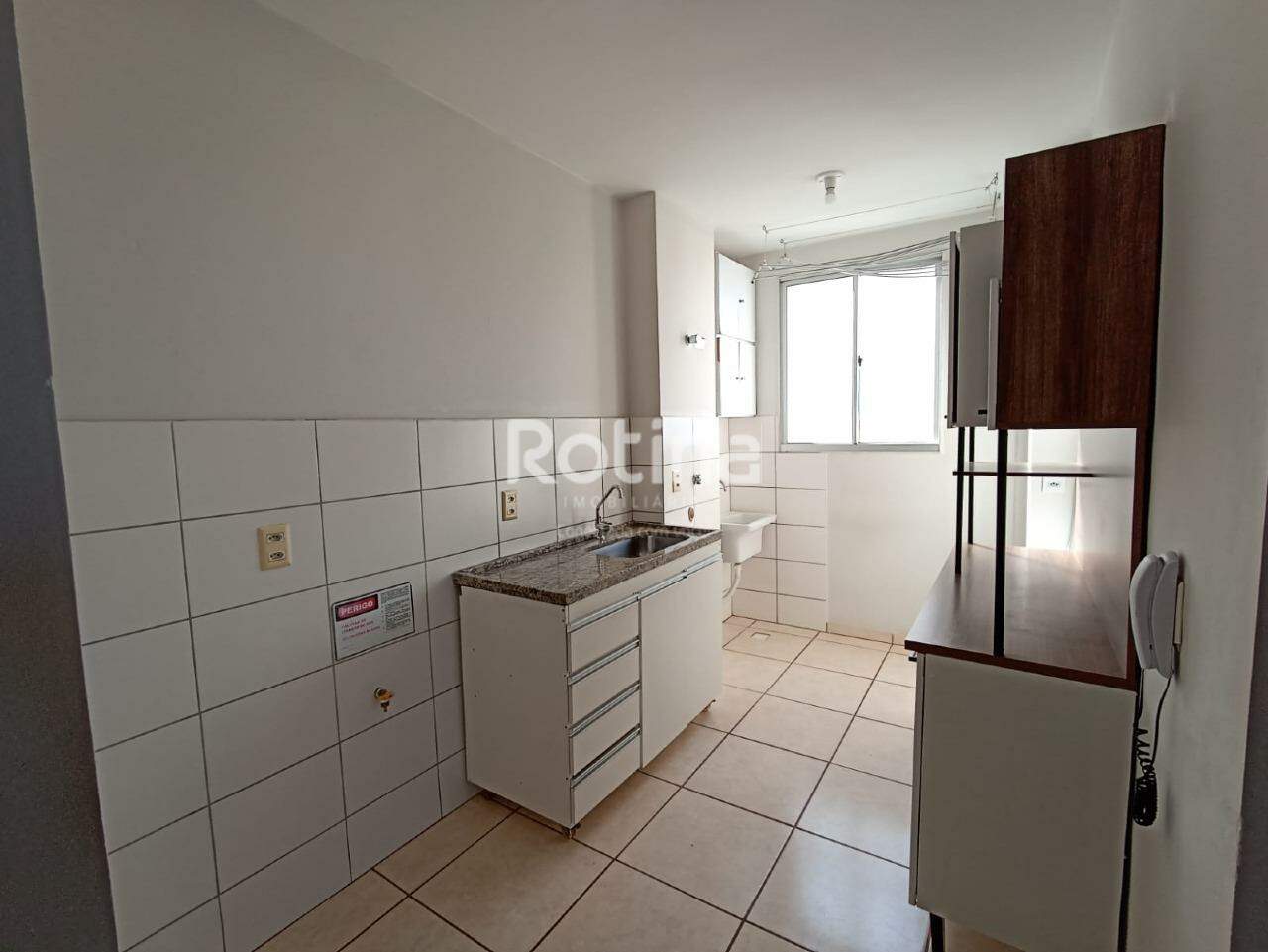 Apartamento à venda, 2 quartos em Uberlândia no bairro Presidente Roosevelt no valor de R$ 230.000,00 - Rotina Imobiliária: 