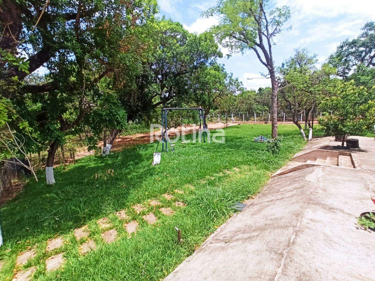 Chacara para alugar, 3 quartos em Uberlândia no bairro Chacaras Eldorado no valor de R$ 3.500,00 - Rotina Imobiliária: 