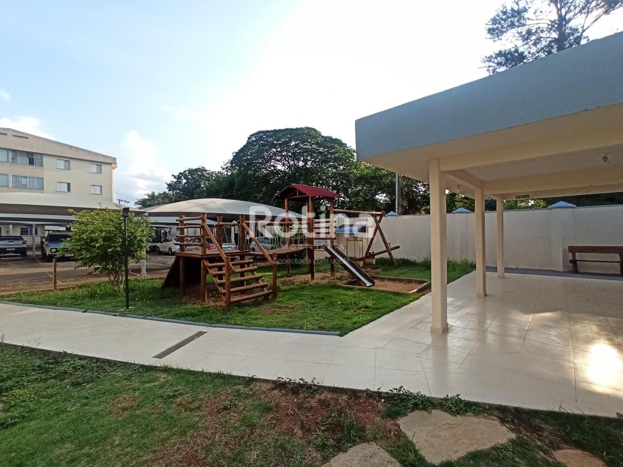 Apartamento para alugar, 3 quartos em Uberlândia no bairro Chacaras Tubalina e Quartel no valor de R$ 1.600,00 - Rotina Imobiliária: 