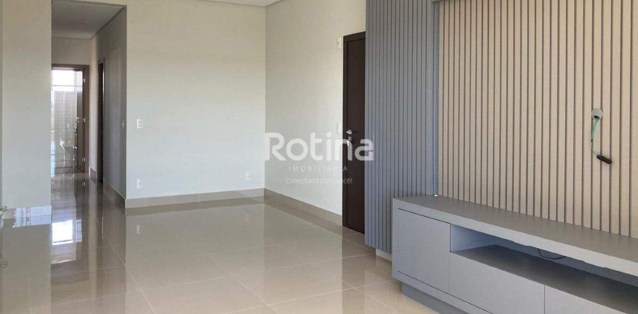 Apartamento para alugar, 3 quartos em Uberlândia no bairro Granada no valor de R$ 5.000,00 - Rotina Imobiliária: 