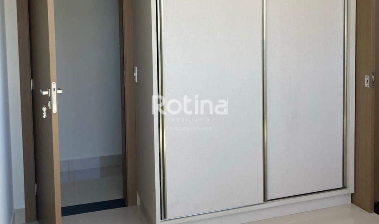 Apartamento para alugar, 3 quartos em Uberlândia no bairro Granada no valor de R$ 5.000,00 - Rotina Imobiliária: 