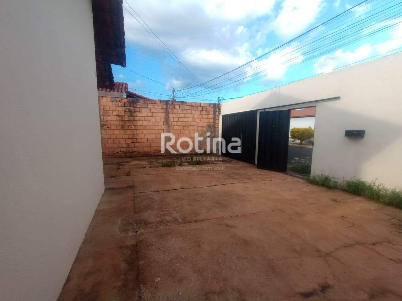 Casa para alugar, 2 quartos em Uberlândia no bairro Jardim Holanda no valor de R$ 1.400,00 - Rotina Imobiliária: 