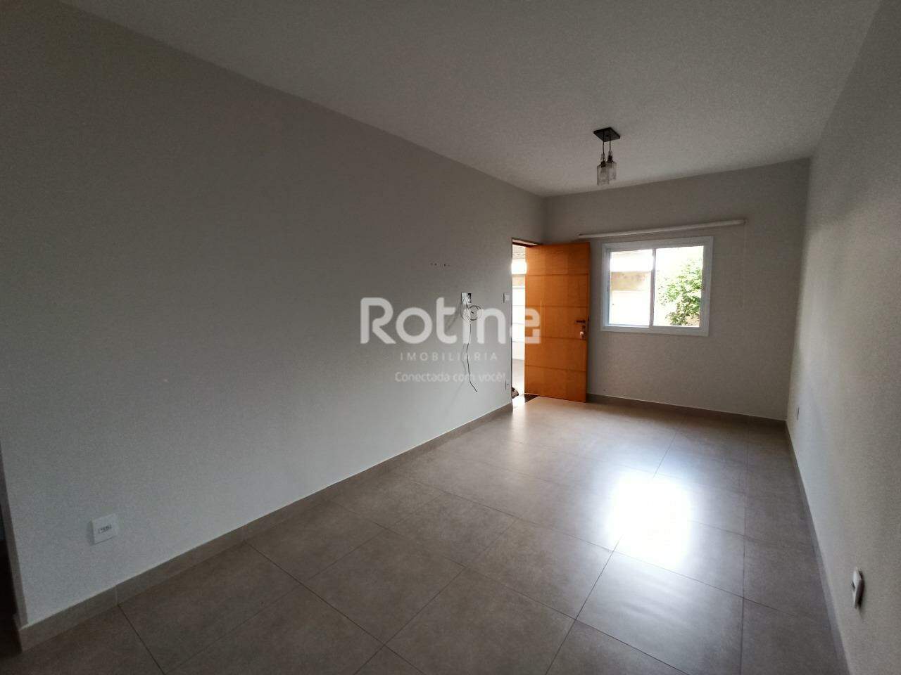 Casa para alugar, 2 quartos em Uberlândia no bairro Nossa Senhora Aparecida no valor de R$ 3.100,00 - Rotina Imobiliária: 