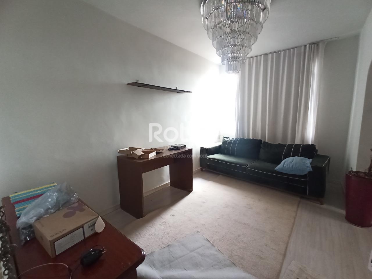 Apartamento para alugar, 3 quartos em Uberlândia no bairro Tabajaras no valor de R$ 2.000,00 - Rotina Imobiliária: 