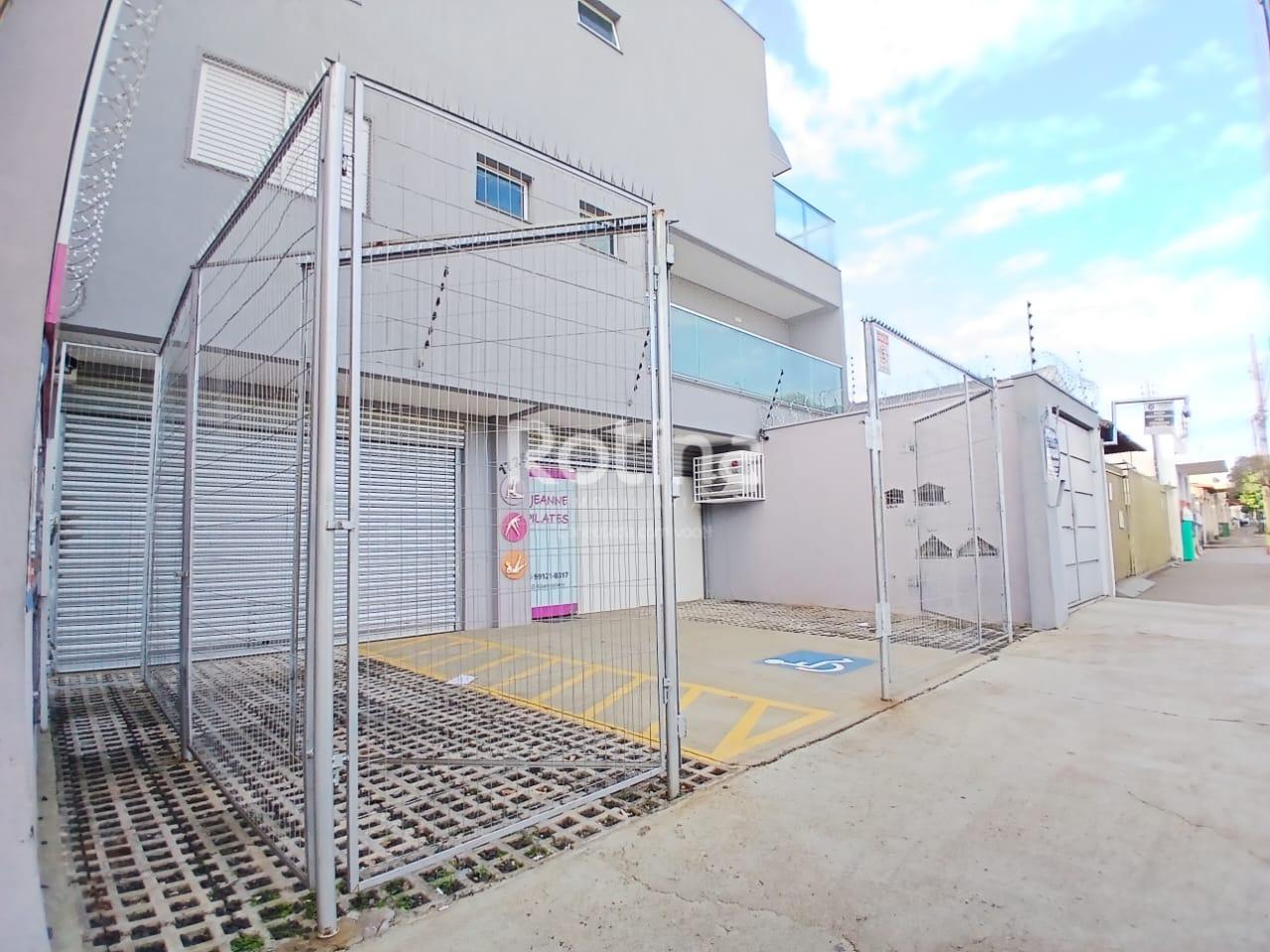 Apartamento para alugar, 2 quartos em Uberlândia no bairro Martins no valor de R$ 2.400,00 - Rotina Imobiliária: 