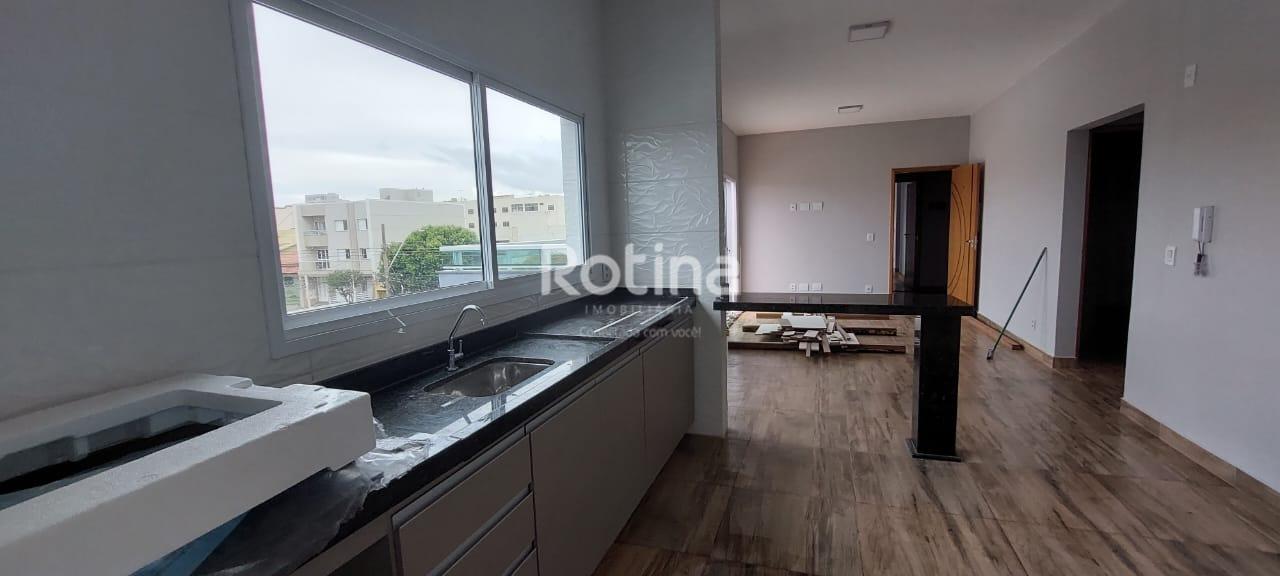 Apartamento para alugar, 3 quartos em Uberlândia no bairro Osvaldo Rezende no valor de R$ 2.750,00 - Rotina Imobiliária: 