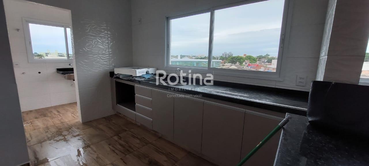 Apartamento para alugar, 3 quartos em Uberlândia no bairro Osvaldo Rezende no valor de R$ 2.750,00 - Rotina Imobiliária: 