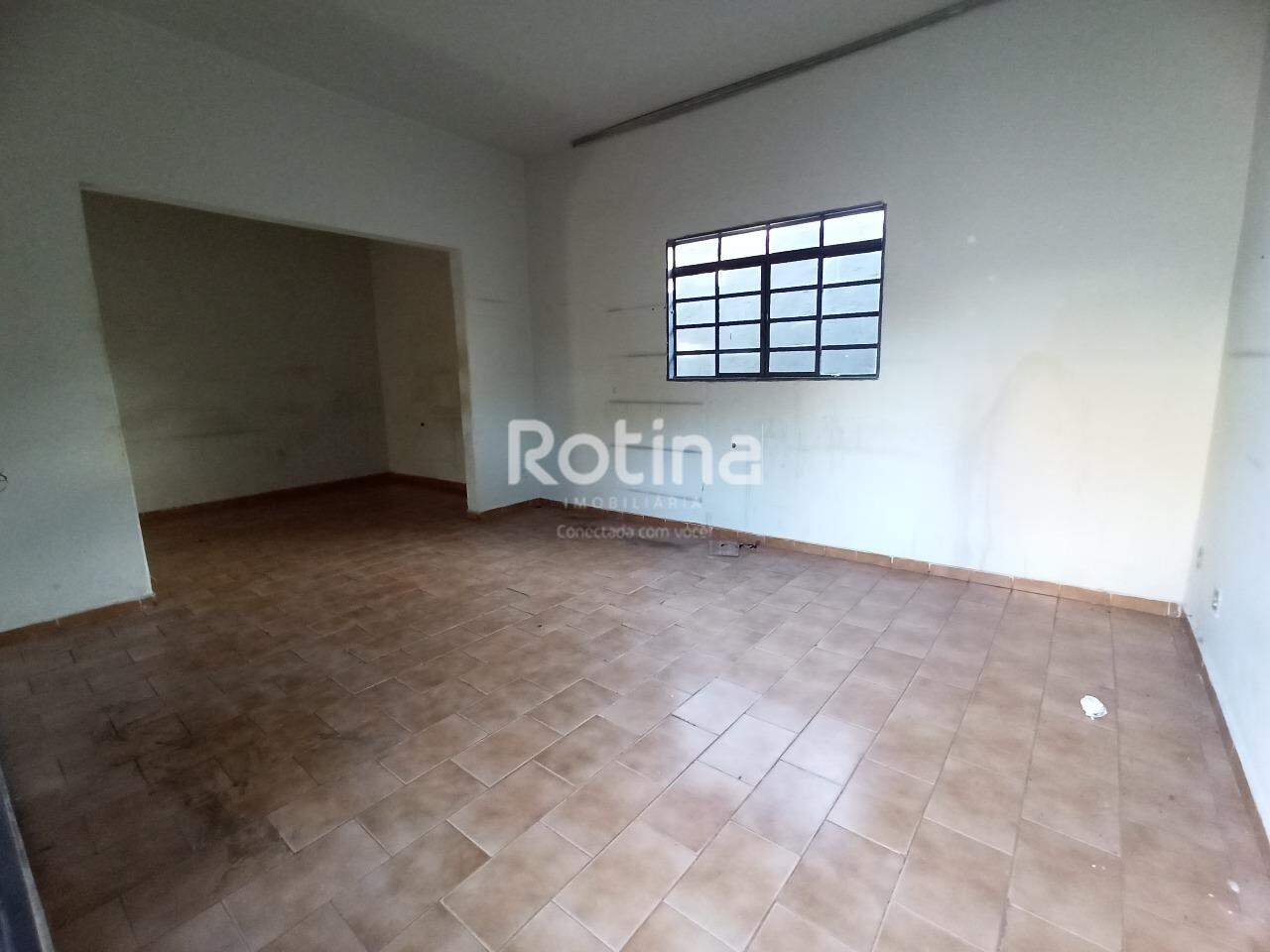 Casa para alugar, 4 quartos em Uberlândia no bairro Jardim das Palmeiras no valor de R$ 2.000,00 - Rotina Imobiliária: 