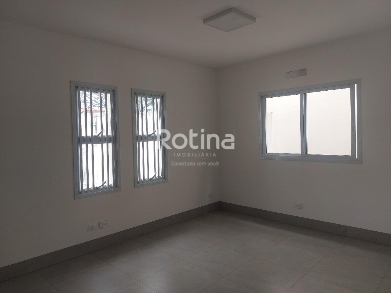 Casa Comercial para alugar, em Uberlândia no bairro Tabajaras no valor de R$ 6.500,00 - Rotina Imobiliária: 