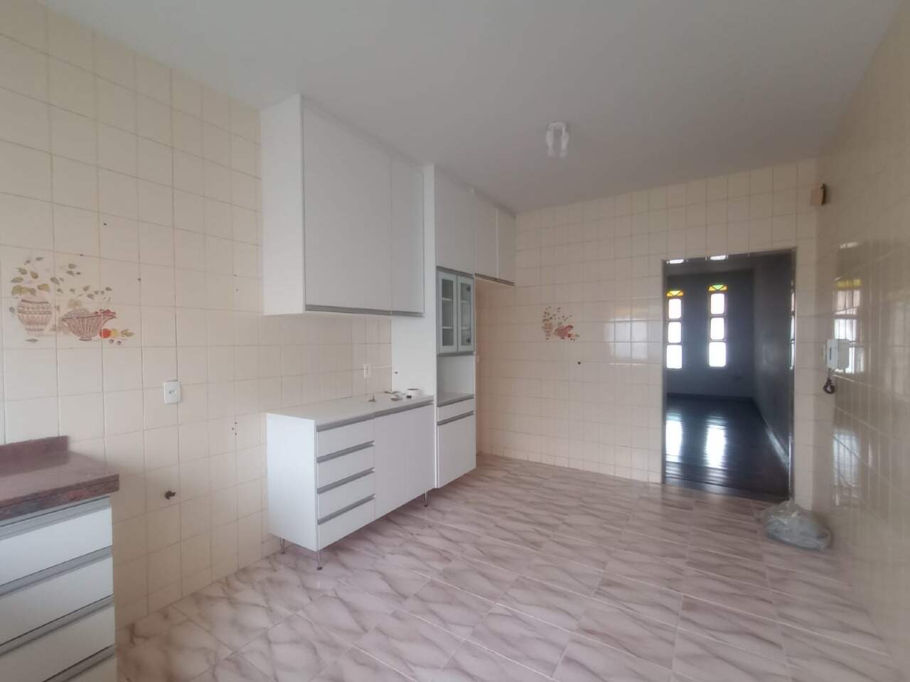 Casa à venda, 3 quartos em Uberlândia no bairro Bom Jesus no valor de R$ 600.000,00 - Rotina Imobiliária: 