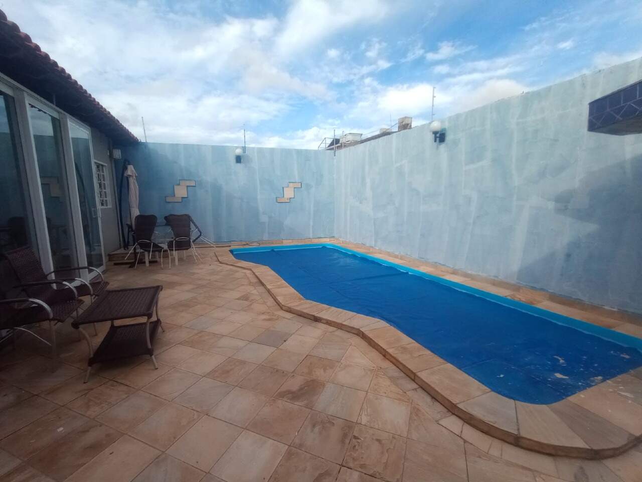 Casa à venda, 3 quartos em Uberlândia no bairro Bom Jesus no valor de R$ 600.000,00 - Rotina Imobiliária: 
