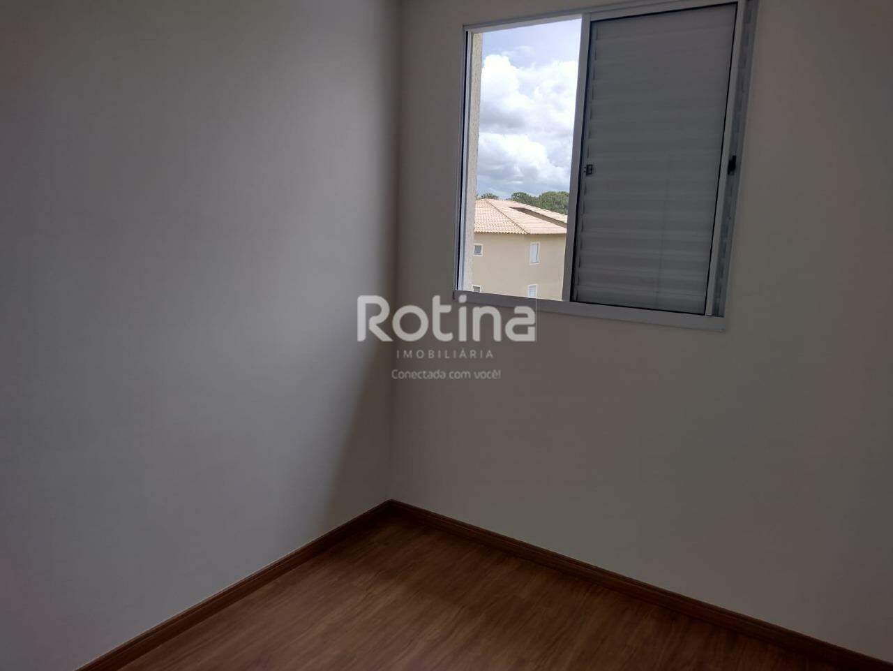 Apartamento para alugar, 2 quartos em Uberlândia no bairro Chacaras Tubalina e Quartel no valor de R$ 950,00 - Rotina Imobiliária: 