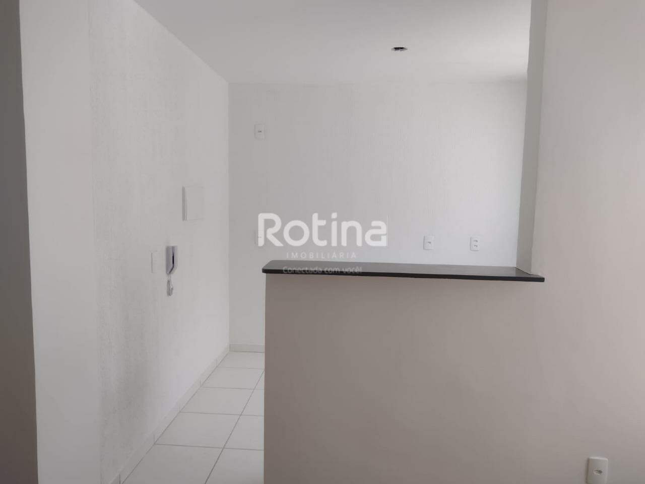 Apartamento para alugar, 2 quartos em Uberlândia no bairro Chacaras Tubalina e Quartel no valor de R$ 950,00 - Rotina Imobiliária: 