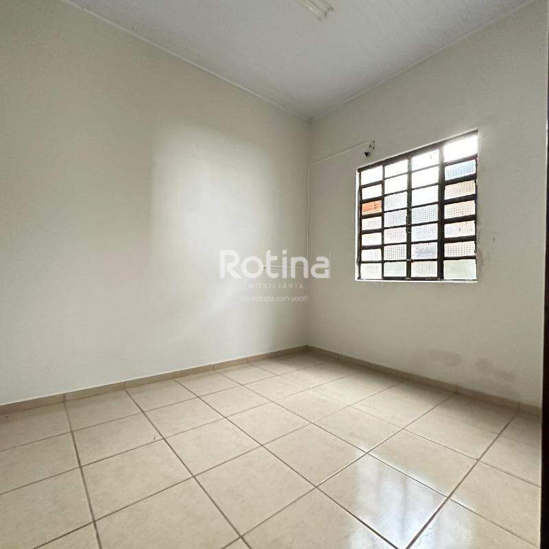 Casa Comercial à venda, em Uberlândia no bairro Nossa Senhora Aparecida no valor de R$ 1.000.000,00 - Rotina Imobiliária: 