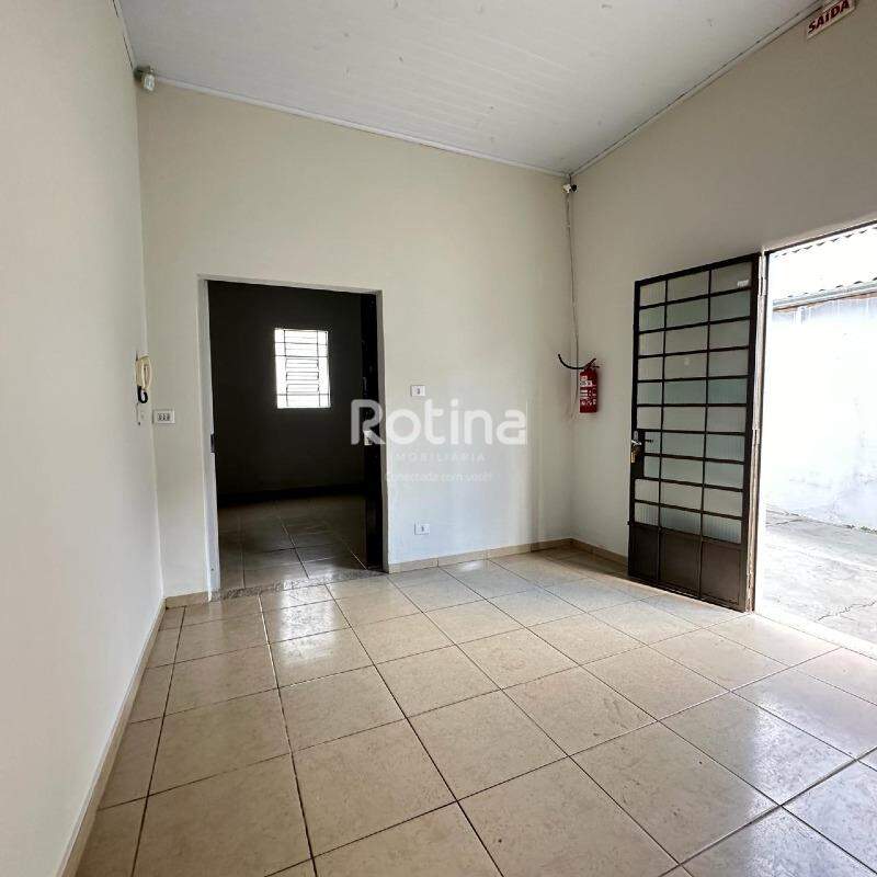 Casa Comercial à venda, em Uberlândia no bairro Nossa Senhora Aparecida no valor de R$ 1.000.000,00 - Rotina Imobiliária: 