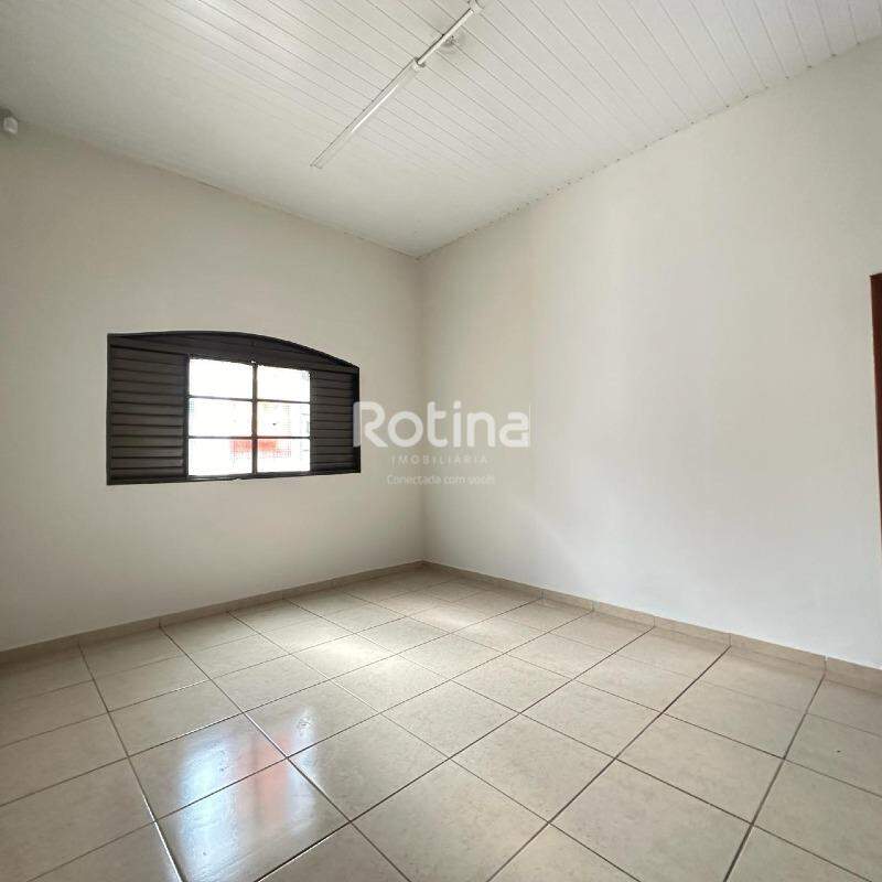 Casa Comercial à venda, em Uberlândia no bairro Nossa Senhora Aparecida no valor de R$ 1.000.000,00 - Rotina Imobiliária: 