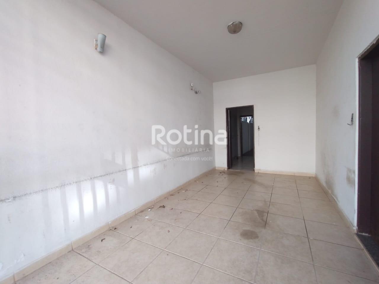 Casa para alugar, 2 quartos em Uberlândia no bairro Brasil no valor de R$ 1.200,00 - Rotina Imobiliária: 