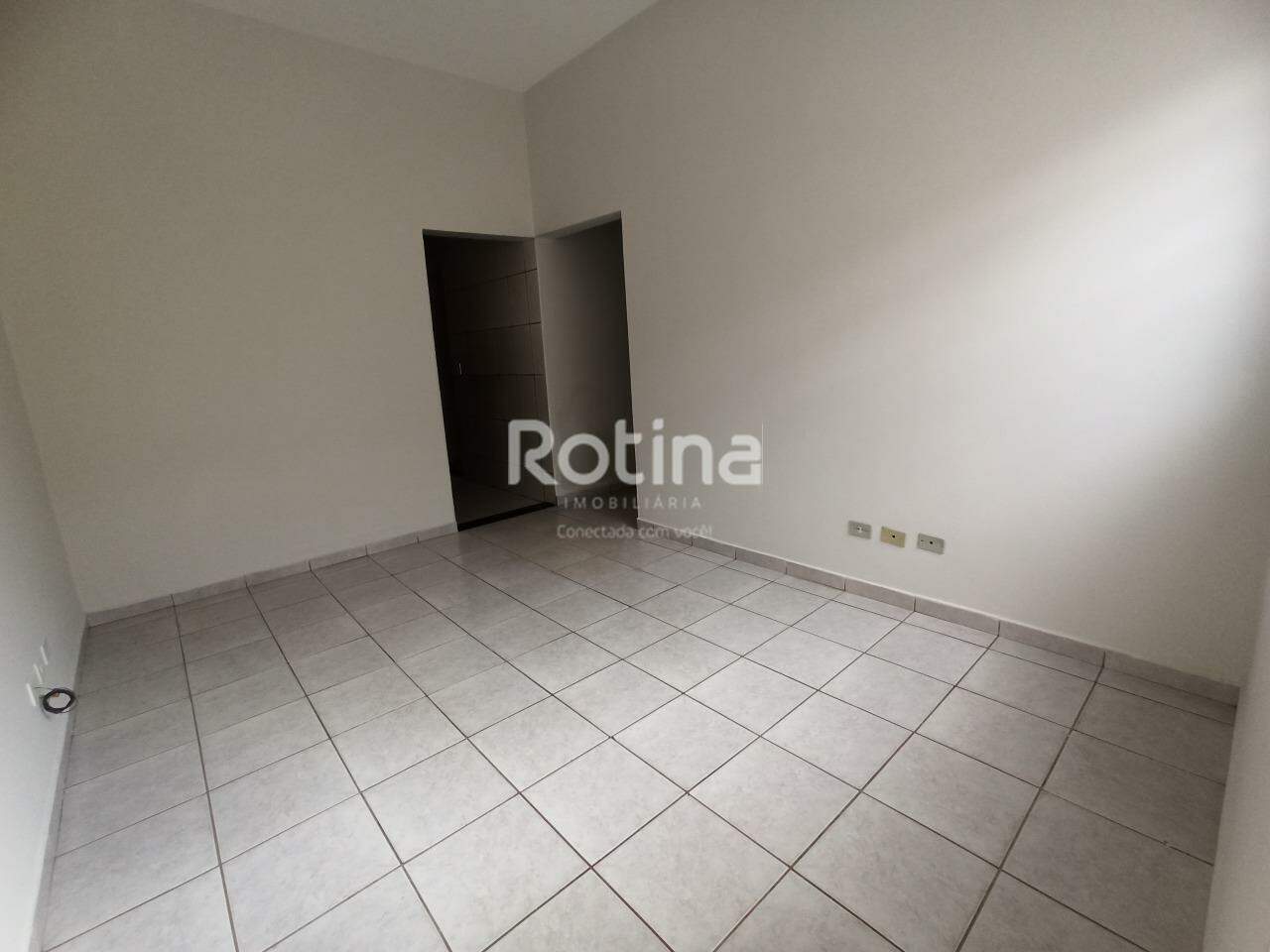 Casa para alugar, 3 quartos em Uberlândia no bairro Tibery no valor de R$ 1.600,00 - Rotina Imobiliária: 