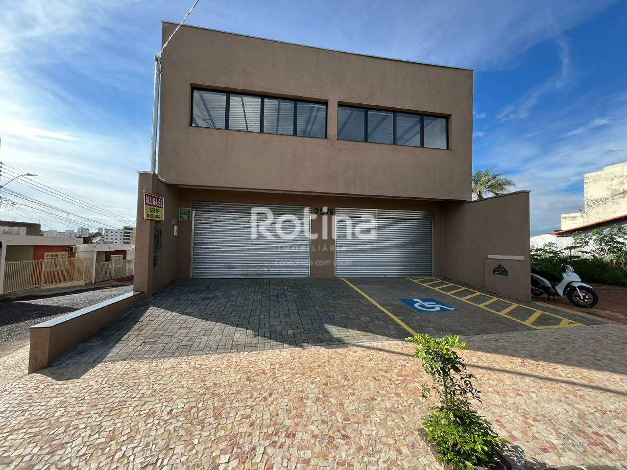 Galpão para alugar, em Uberlândia no bairro Brasil no valor de R$ 15.000,00 - Rotina Imobiliária: 