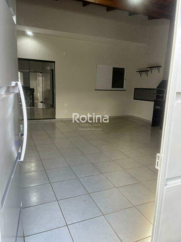 Casa para alugar, 2 quartos em Uberlândia no bairro Shopping Park no valor de R$ 2.000,00 - Rotina Imobiliária: 