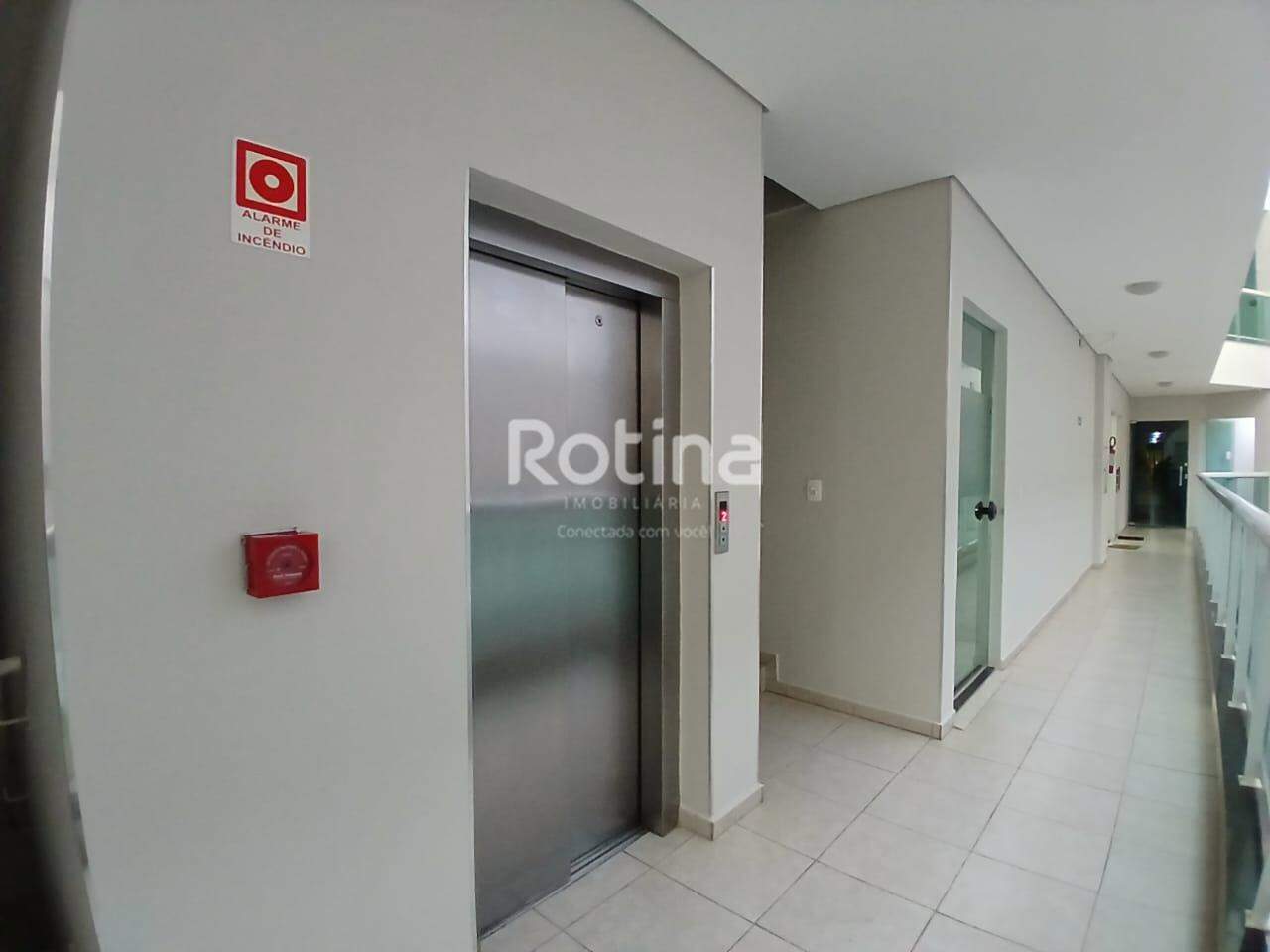 Sala para alugar, em Uberlândia no bairro Tibery no valor de R$ 1.800,00 - Rotina Imobiliária: 