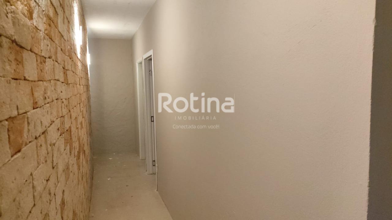 Casa Comercial para alugar, em Uberlândia no bairro Fundinho no valor de R$ 6.500,00 - Rotina Imobiliária: 