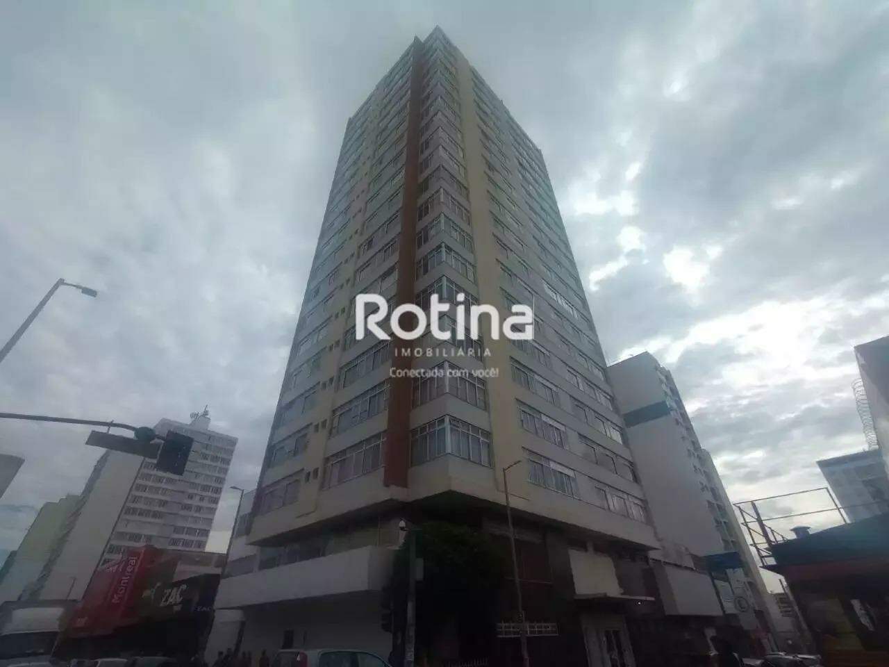 Apartamento para alugar, 3 quartos em Uberlândia no bairro Centro no valor de R$ 2.300,00 - Rotina Imobiliária: 