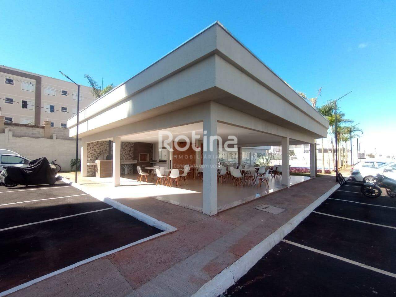 Apartamento para alugar, 3 quartos em Uberlândia no bairro Grand Ville no valor de R$ 3.100,00 - Rotina Imobiliária: 