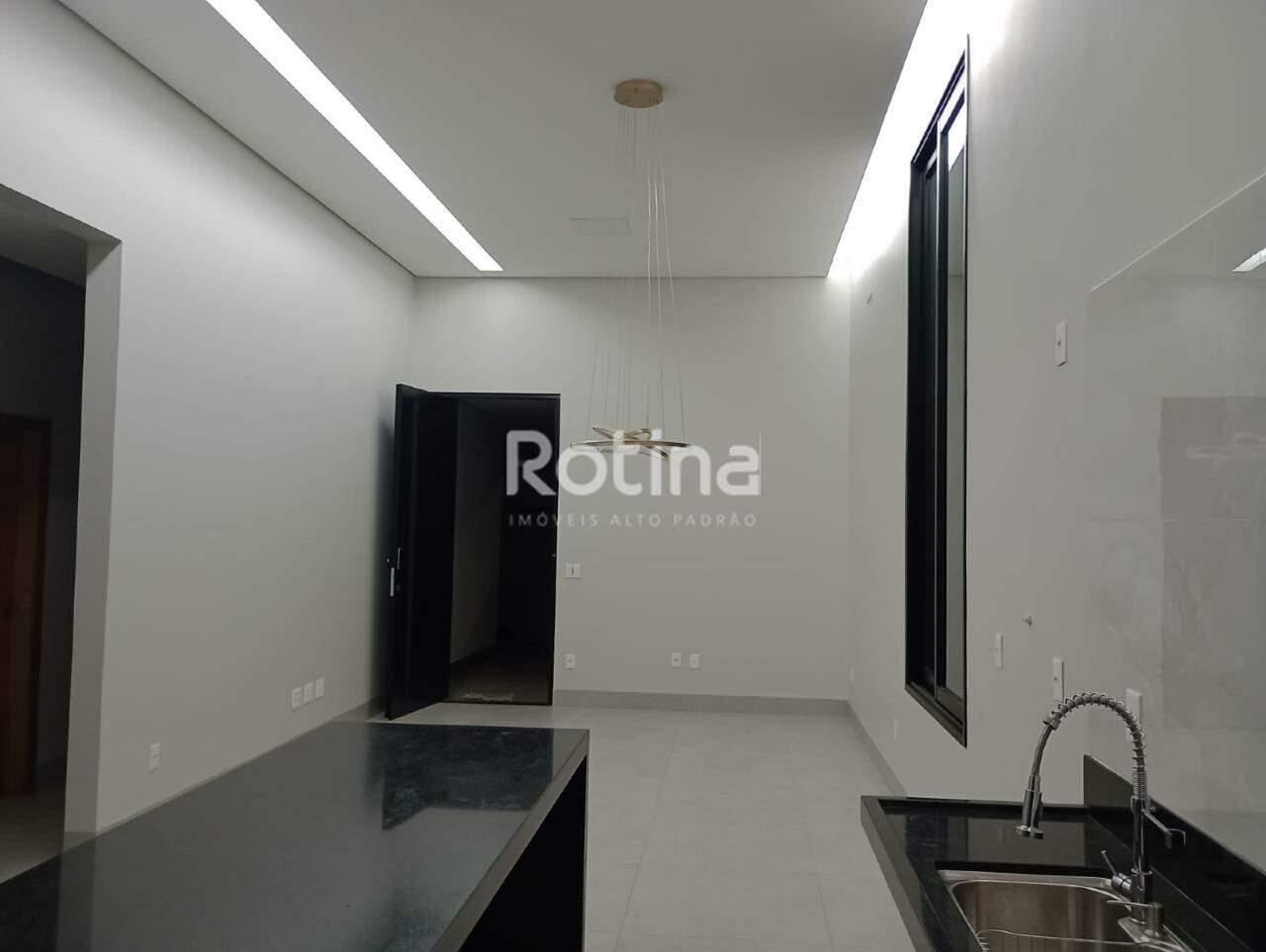 Casa à venda, 3 quartos em Uberlândia no bairro Aclimação no valor de R$ 940.000,00 - Rotina Imobiliária: 