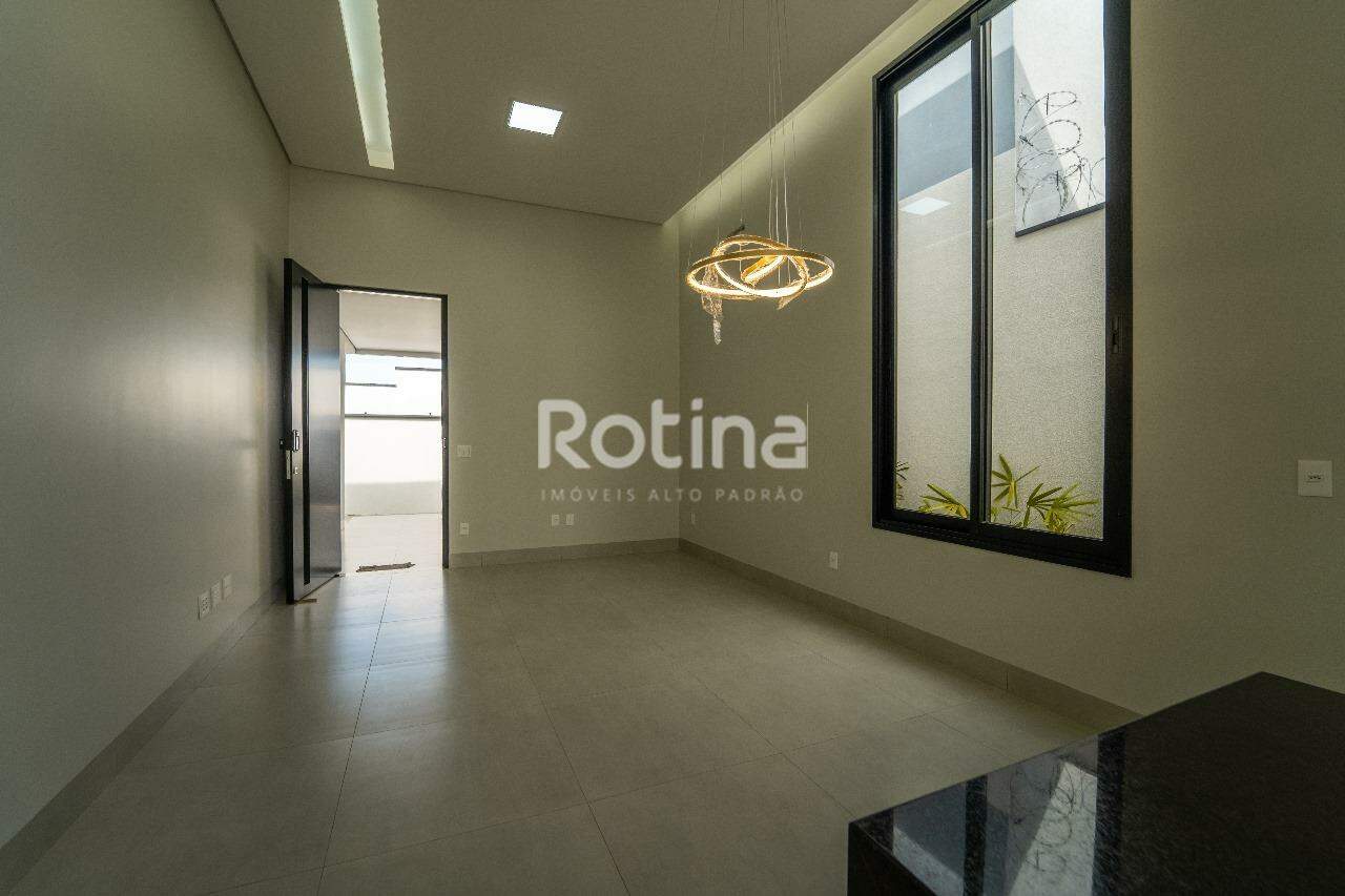 Casa à venda, 3 quartos em Uberlândia no bairro Aclimação no valor de R$ 940.000,00 - Rotina Imobiliária: 