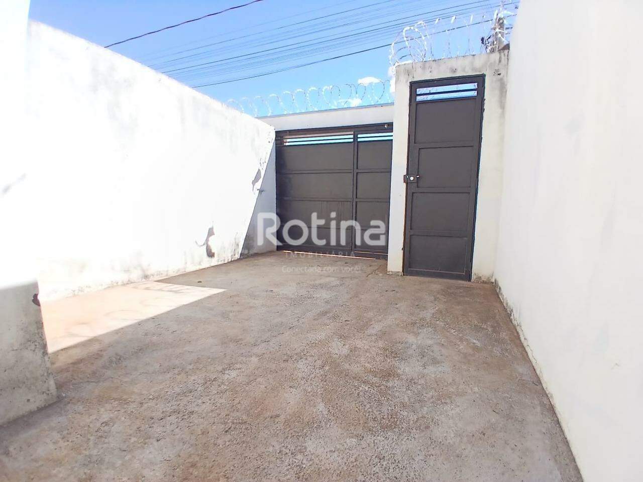 Casa para alugar, 2 quartos em Uberlândia no bairro Laranjeiras no valor de R$ 1.550,00 - Rotina Imobiliária: 