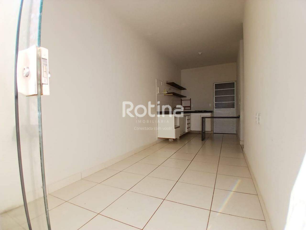Casa para alugar, 2 quartos em Uberlândia no bairro Laranjeiras no valor de R$ 1.550,00 - Rotina Imobiliária: 