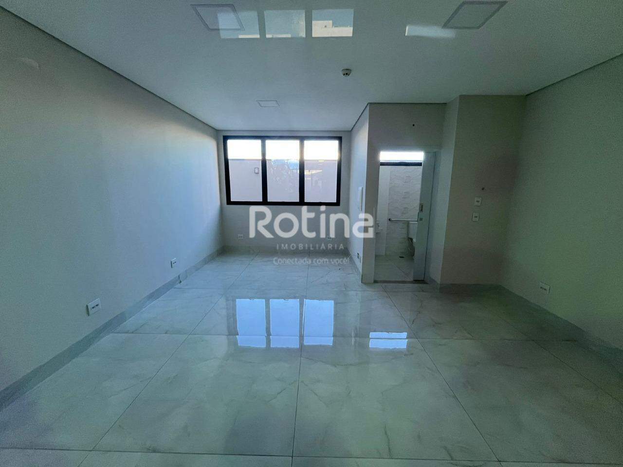 Sala para alugar, em Uberlândia no bairro Nossa Senhora Aparecida no valor de R$ 1.900,00 - Rotina Imobiliária: 