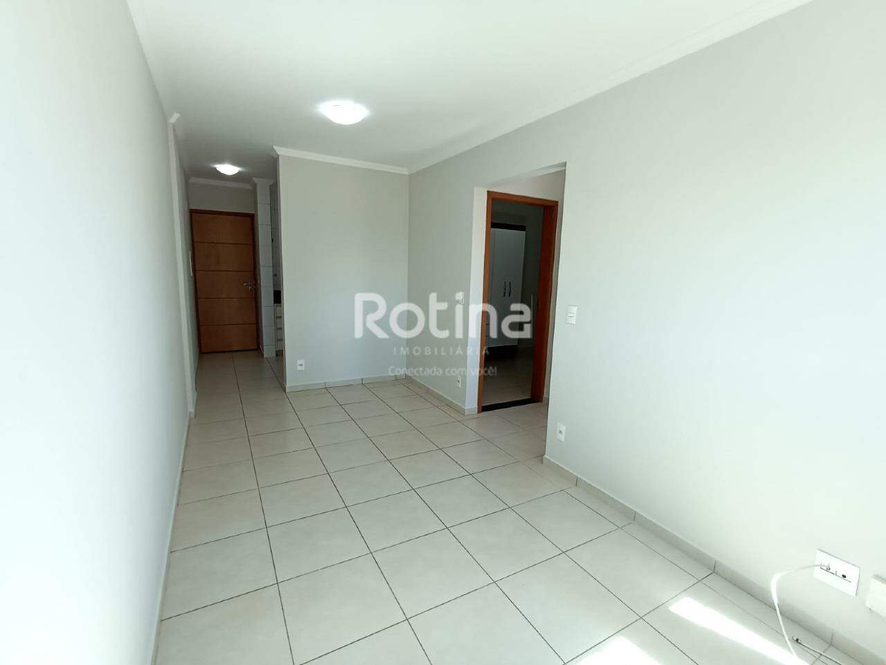 Apartamento à venda, 2 quartos em Uberlândia no bairro Segismundo Pereira no valor de R$ 300.000,00 - Rotina Imobiliária: 