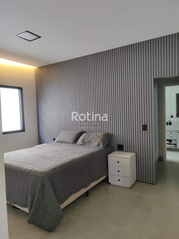 Casa à venda, 3 quartos em Uberlândia no bairro Novo Mundo no valor de R$ 1.150.000,00 - Rotina Imobiliária: 