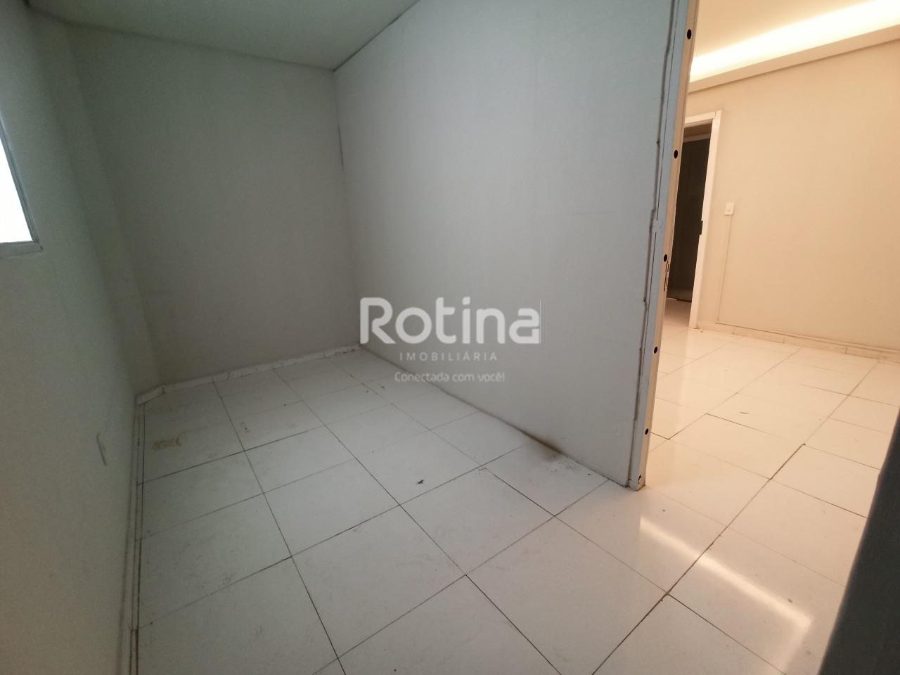 Loja para alugar, em Uberlândia no bairro Centro no valor de R$ 900,00 - Rotina Imobiliária: 
