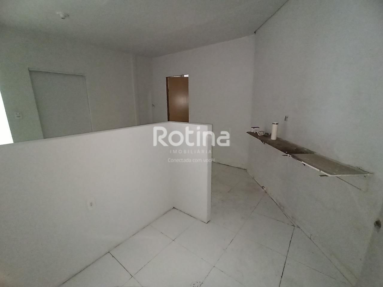 Loja para alugar, em Uberlândia no bairro Centro no valor de R$ 900,00 - Rotina Imobiliária: 