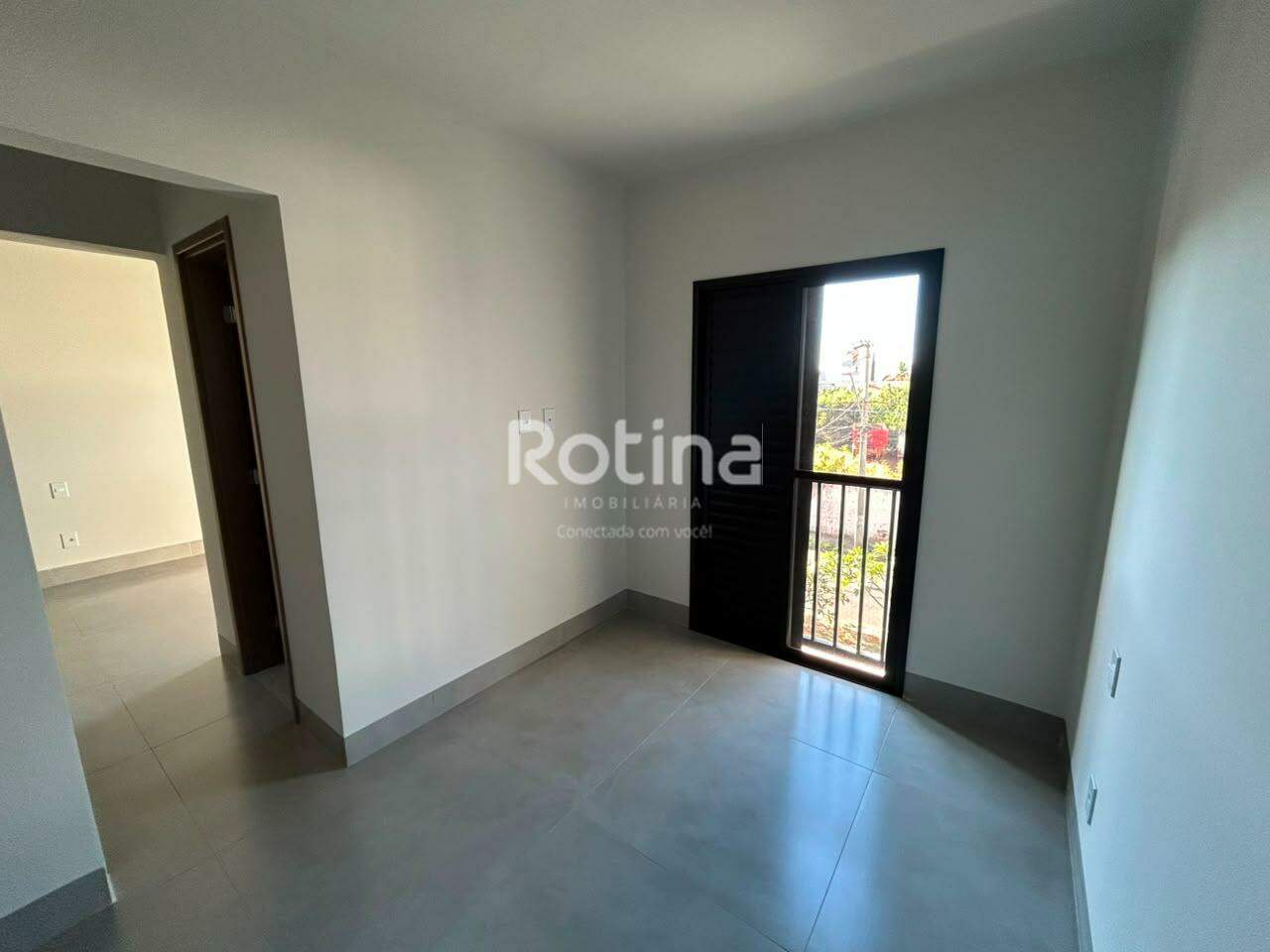 Apartamento à venda, 3 quartos em Uberlândia no bairro Santa Mônica no valor de R$ 530.000,00 - Rotina Imobiliária: 