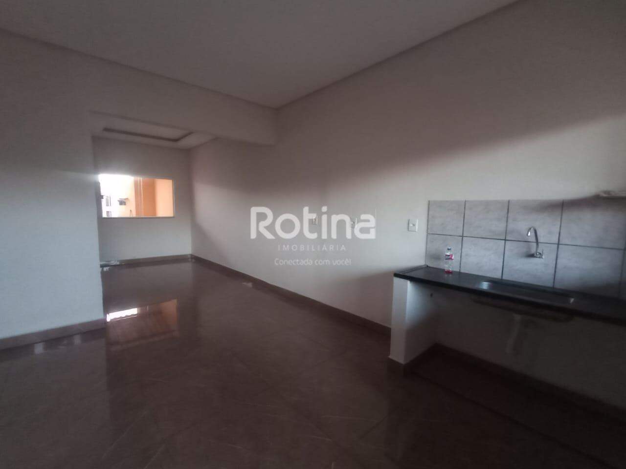 Casa para alugar, 2 quartos em Uberlândia no bairro Morumbi no valor de R$ 1.198,52 - Rotina Imobiliária: 